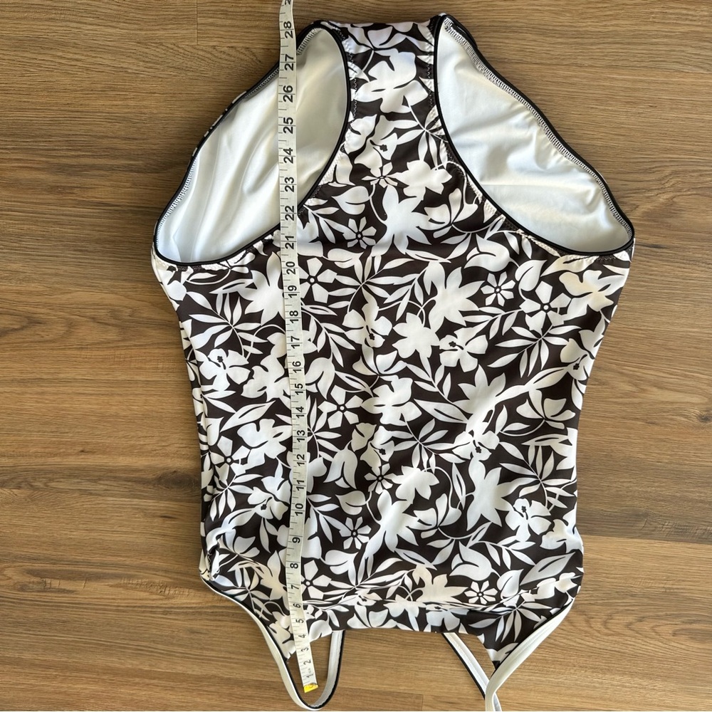 Lands‎ End Floral One Piece Swimsuit 14 Black White Havana Built In Bra Modest - Picture 13 of 13